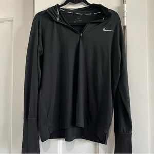 Women’s black Nike quarter zip size large